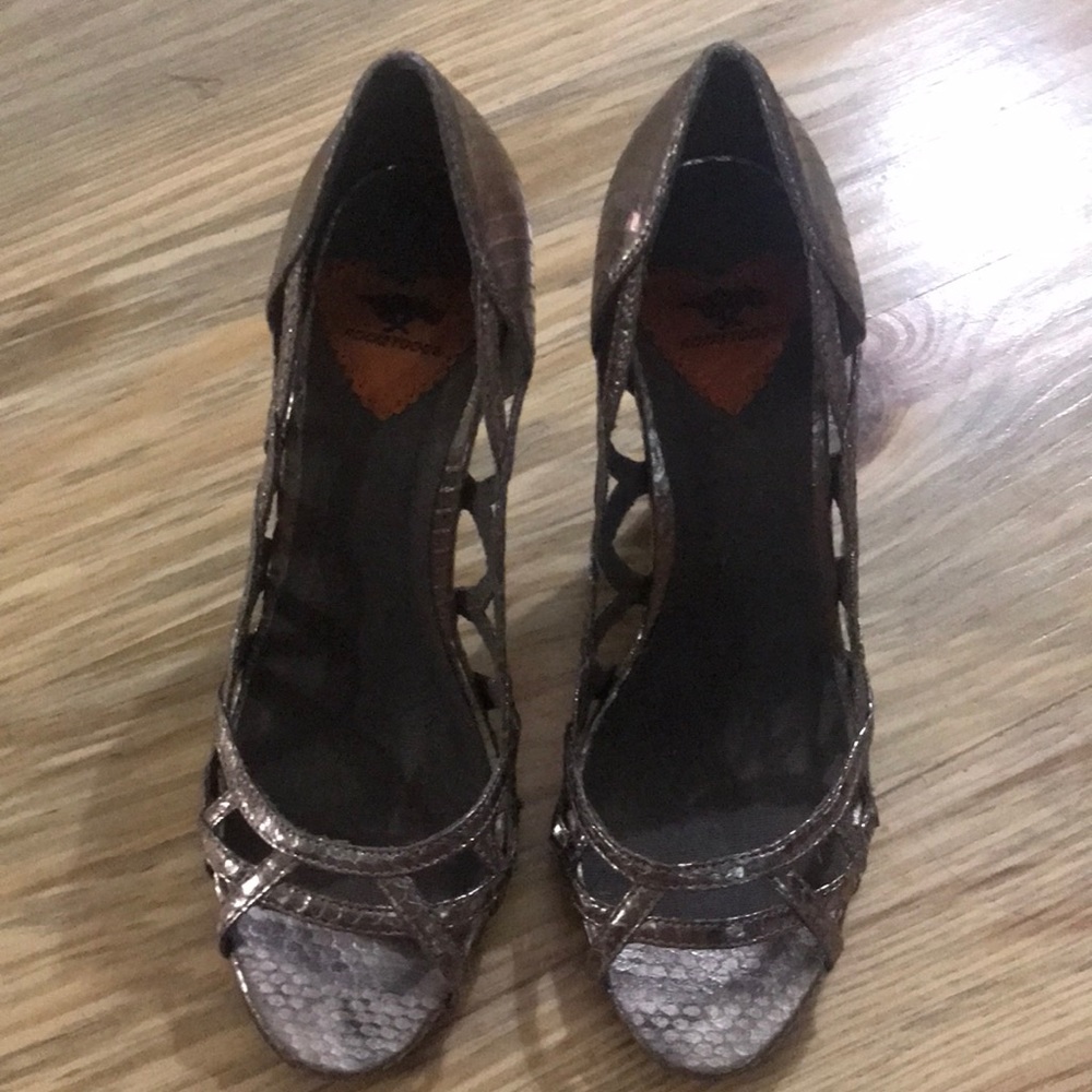 Silver heels